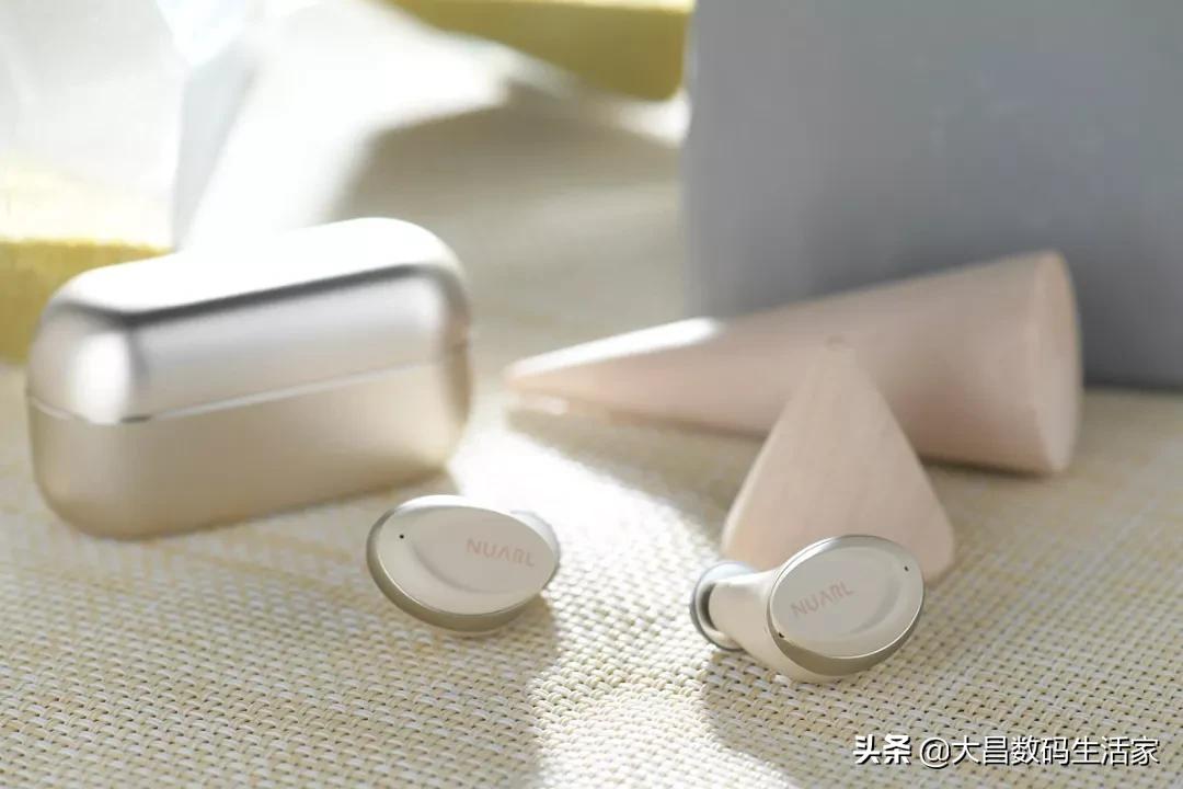 超高性价比有线耳机推荐,推荐的宝藏蓝牙耳机