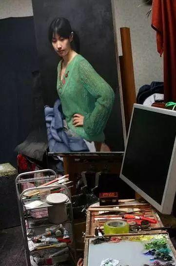 画家冷军人物肖像画,冷军是超写实画家第一人