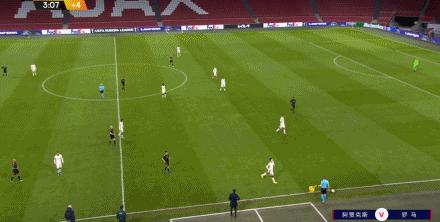 罗马球员被球砸,罗马球员被球童砸