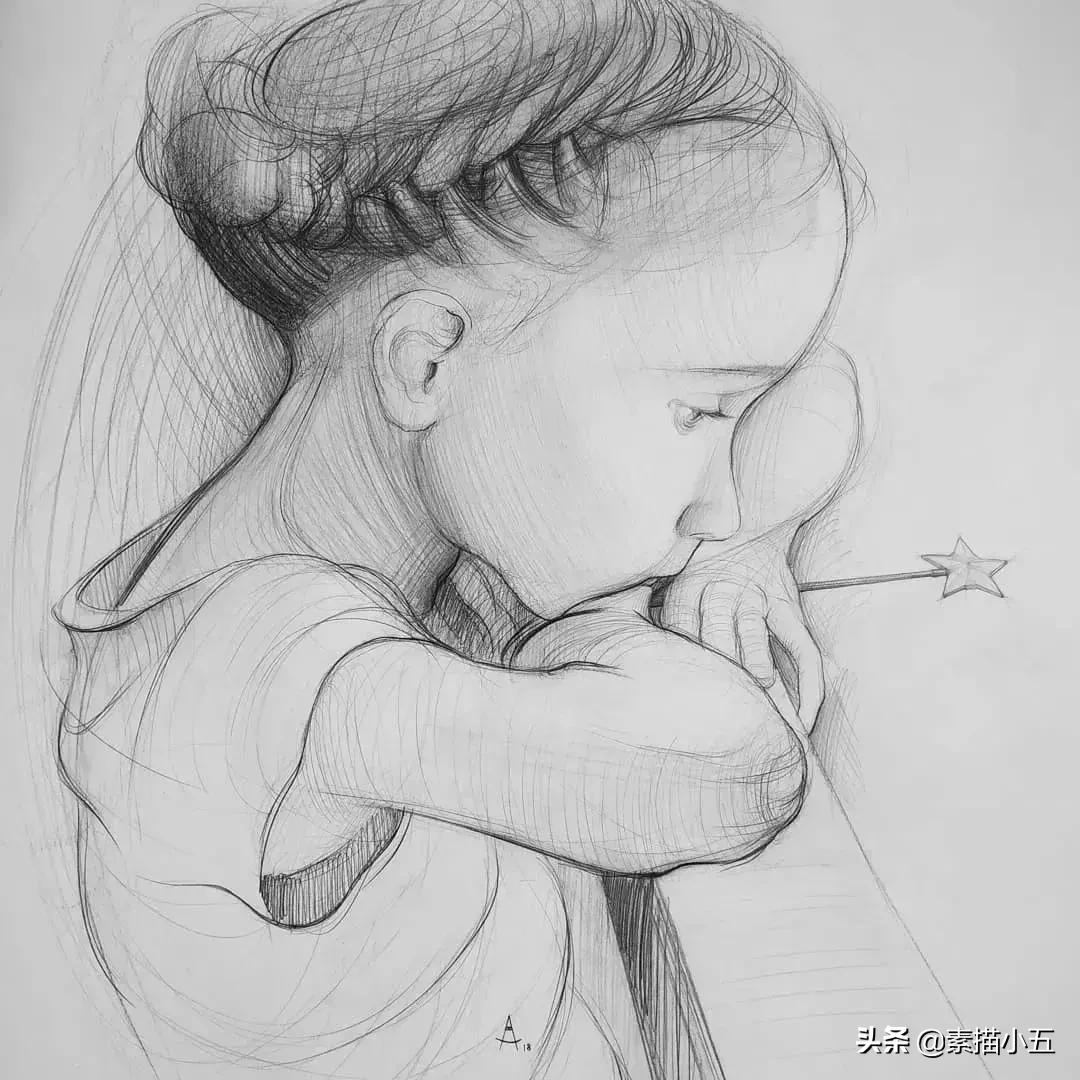 他画的素描无与伦比,他画的画栩栩如生让人拍案叫绝