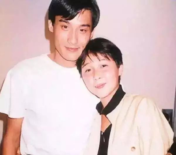 浜斿ず褰卞笣,浜斿ず褰卞笣骞磋交鐓х墖