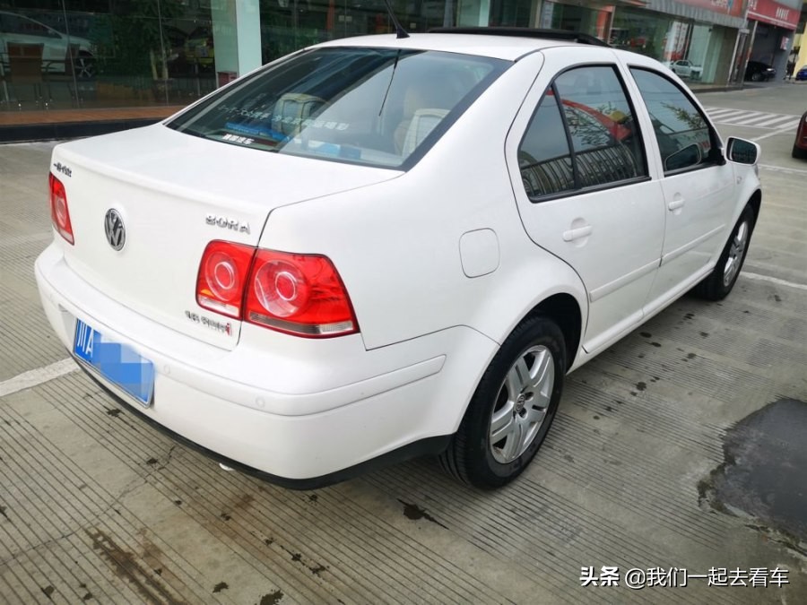 朋友花2万买二手车,2008年的宝来自动挡经典值多少钱