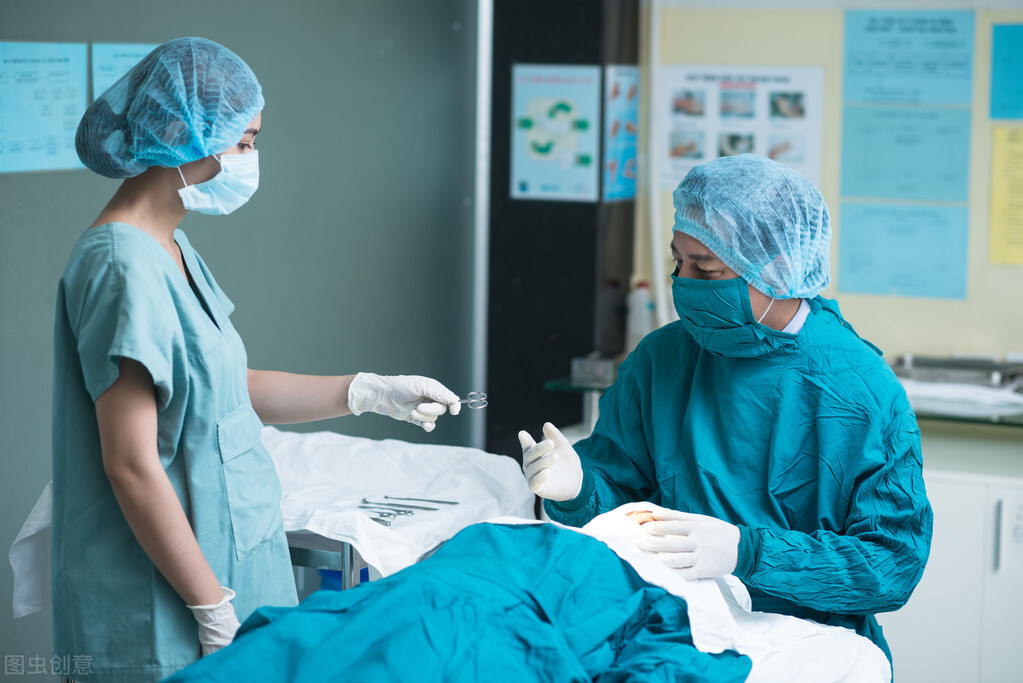 中小学生的近视，有多少？是被眼镜店“骗”出来的？