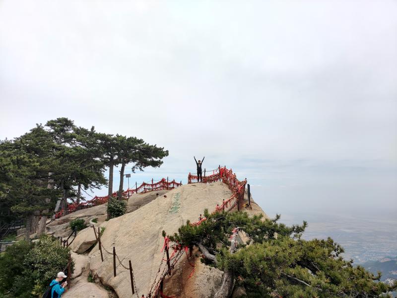 华山派的轻功一定被低估了——华山一日游有感