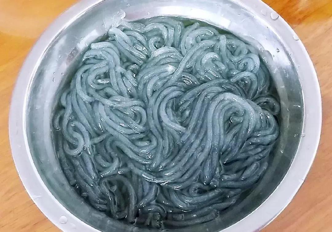 比顺德潮汕还生猛!广东这座小城又撩又骚,现在去正是好时机