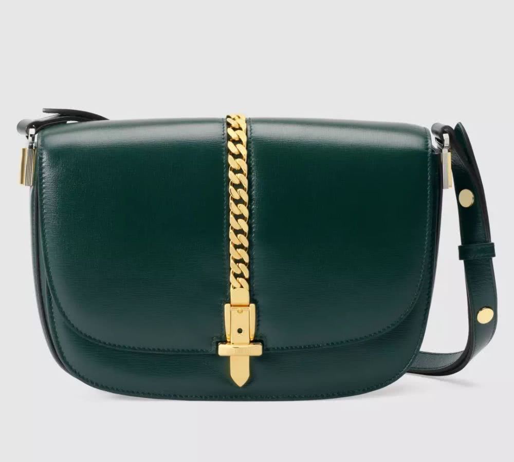 追了《爱的迫降》这么久，我终于看到一只想买的包了