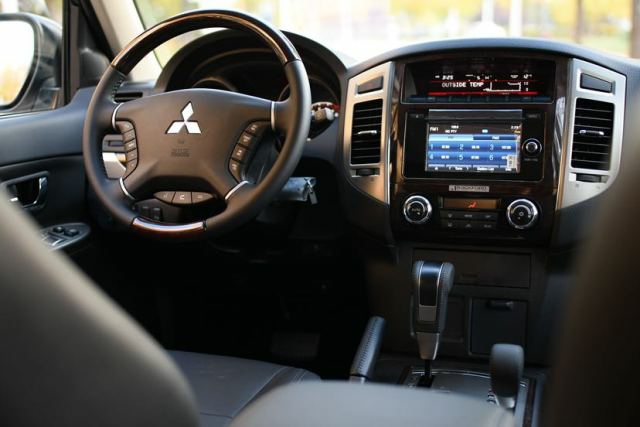 帕杰罗v93和v97怎么选,天津港帕杰罗v97今日报价