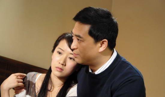 陈道明说他条件不好,前妻说他是凤凰男,张嘉译到底是个怎样的人