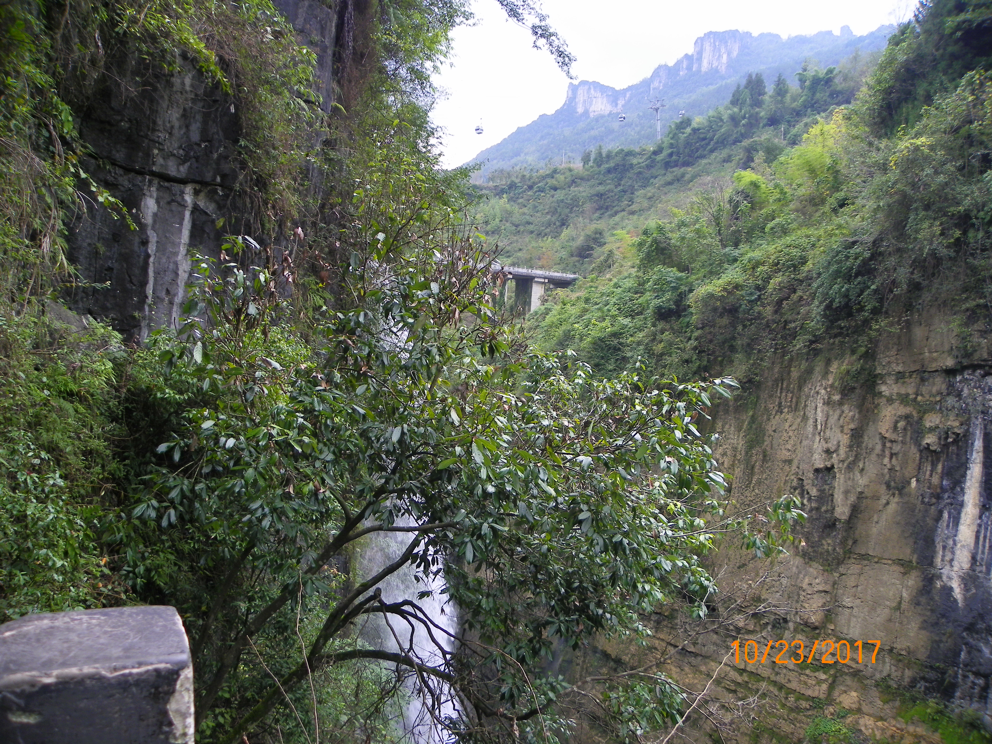 閲嶅簡涓夊场鎭╂柦,涓囧窞鍘绘仼鏂芥湁鍝簺鏅尯