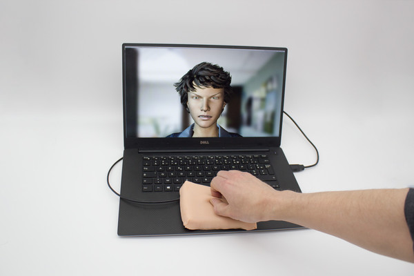 模拟真*皮人**手机壳有独立感觉系统用力捏它还会生气