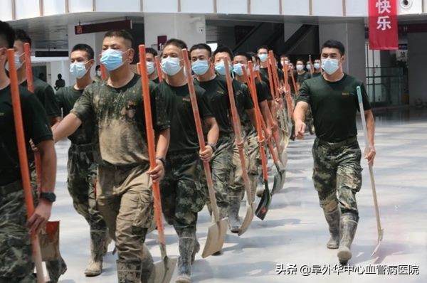 河南*警武**，战位上的青春格外闪耀