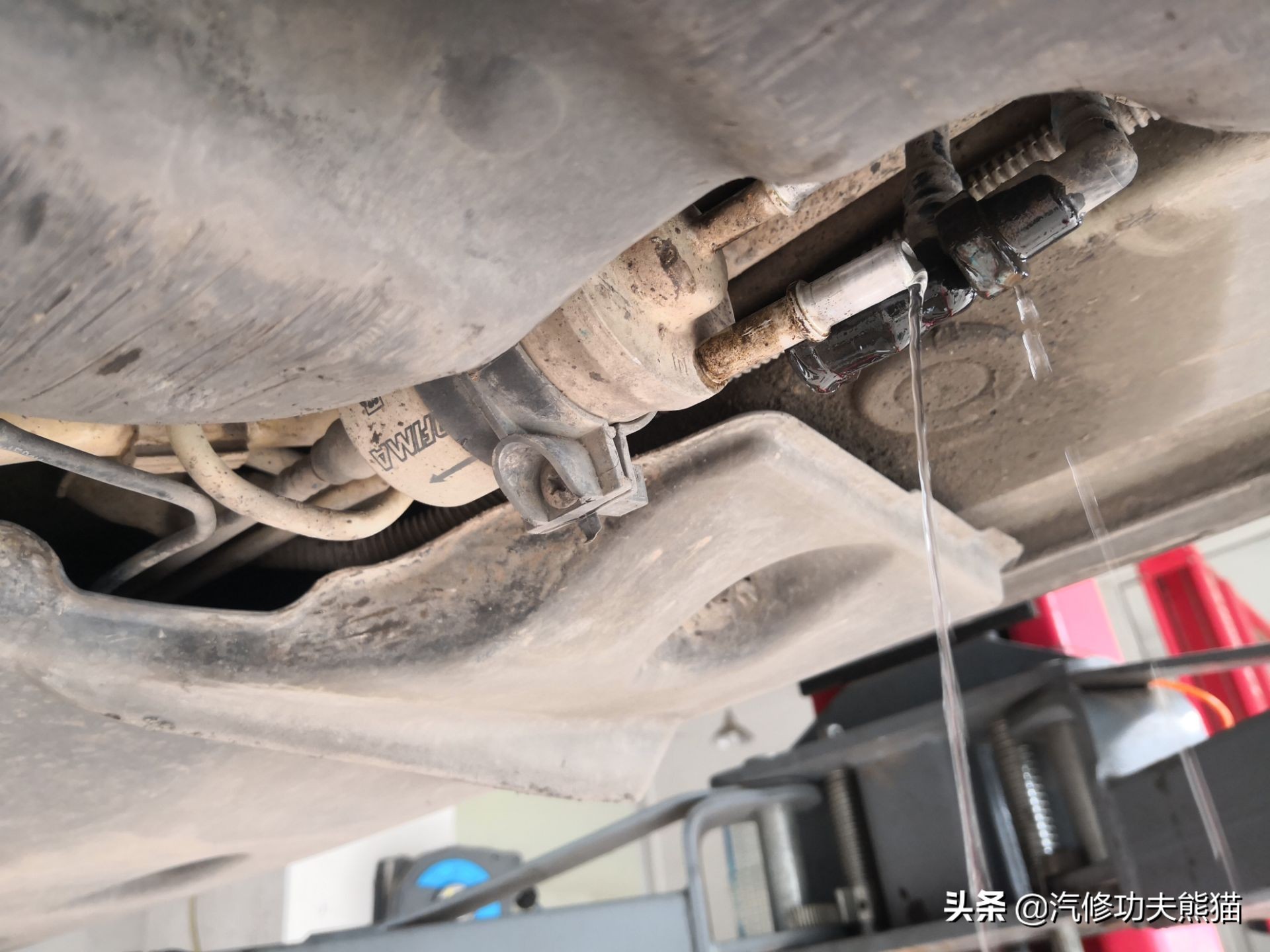 大众夏朗烧机油维修汕头,夏朗烧机油大修多少钱