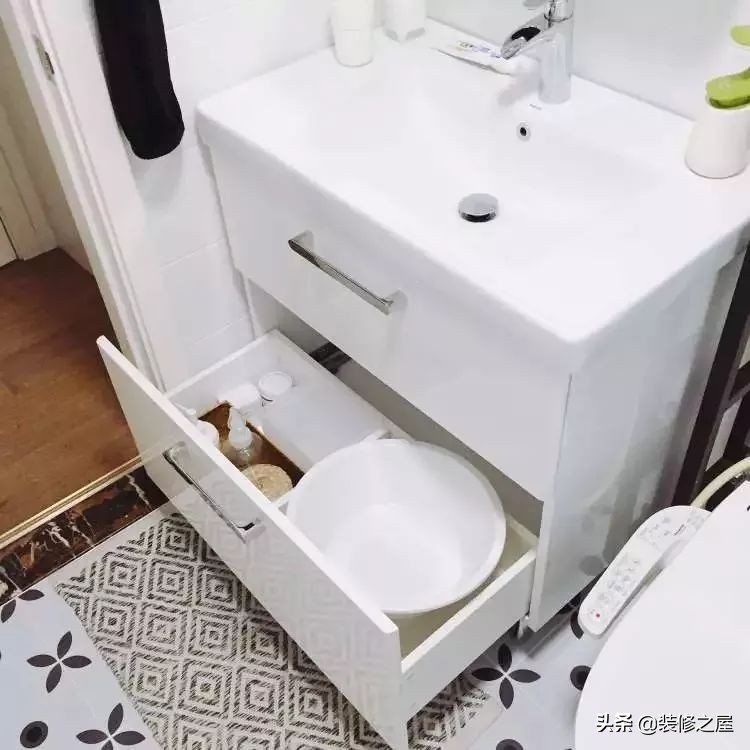 塑料长方形盆放拖把,拖把盆子都放什么地方