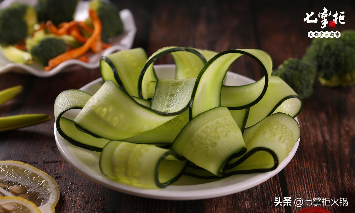 四川的自助火锅加盟费用多少钱？