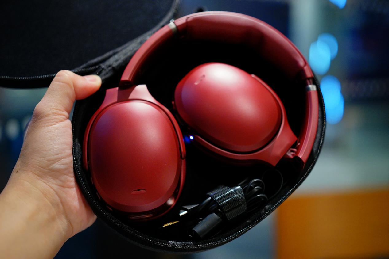 降噪耳机高频率轰鸣,骷髅头耳机skullcandy降噪