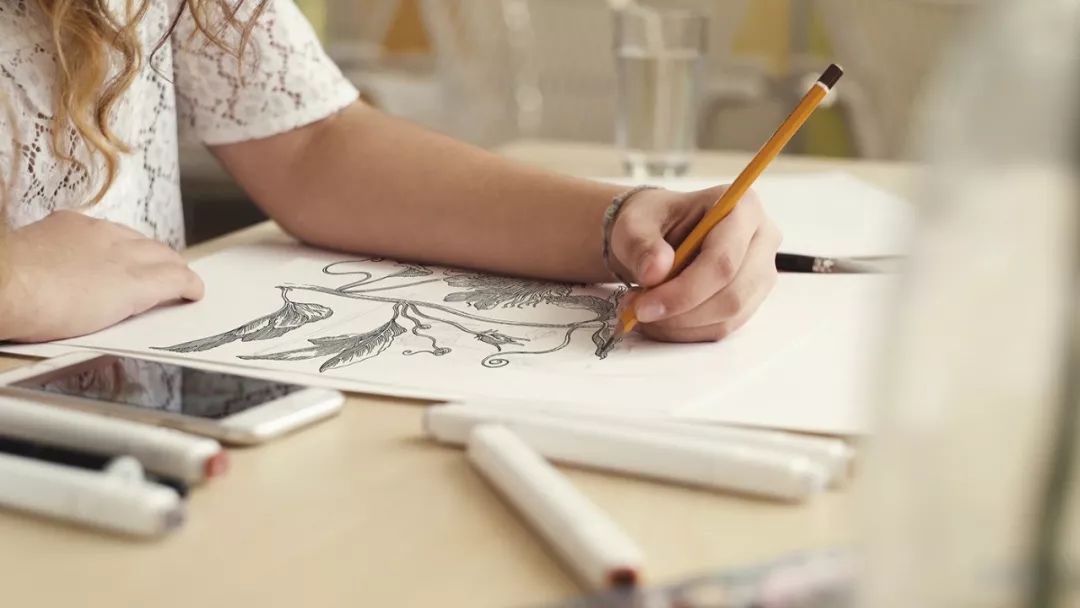 创意包装设计简约也是一种美,令人心动的10款包装设计