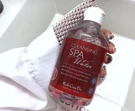 卸妆水是贝德玛好还是蓓昂斯好 (卸妆水排名第一名贝德玛绿色)