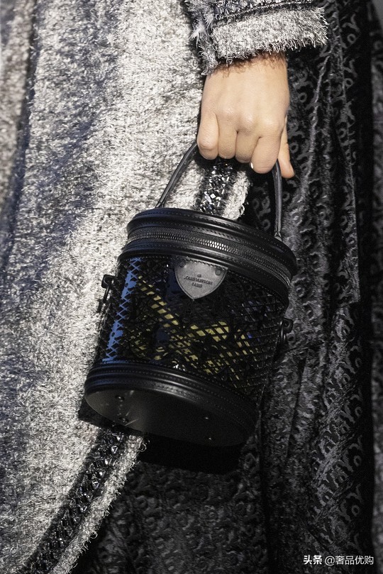 lv新包大全套都是包含什么,lv新包