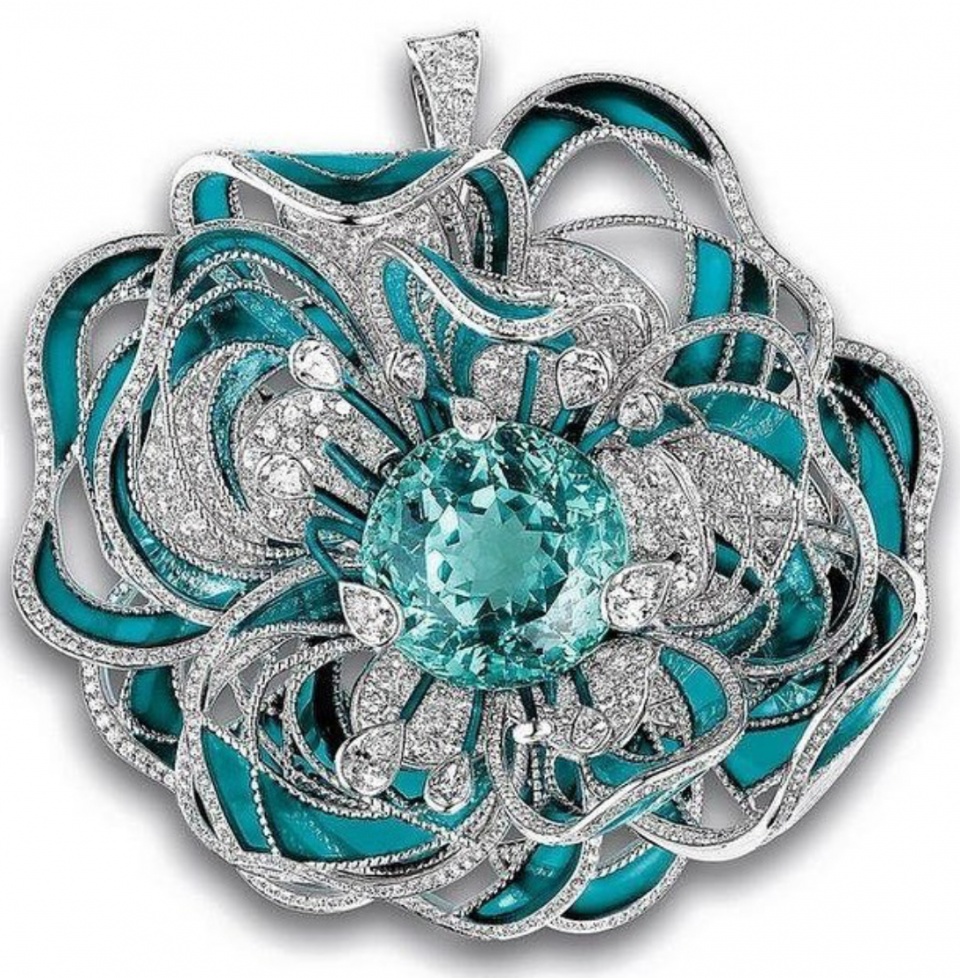 百万级帕拉伊巴碧玺,帕拉伊巴碧玺优缺点