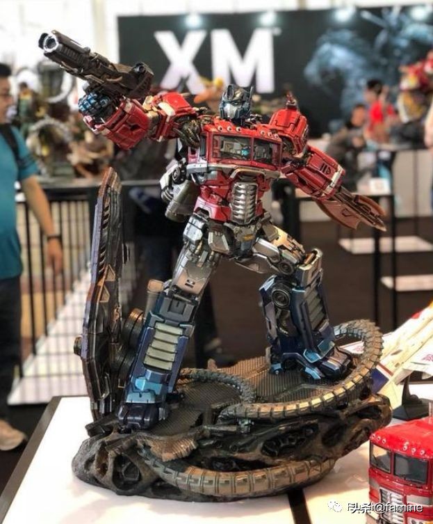 optimusmaximus变形金刚,optimus变形金刚