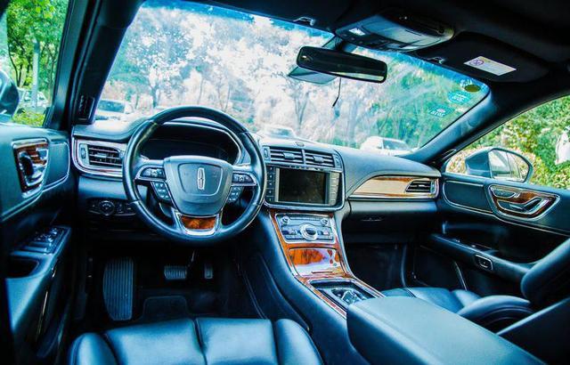 林肯大陆和奥迪a6l哪个档次高,林肯大陆和奥迪A6L对比