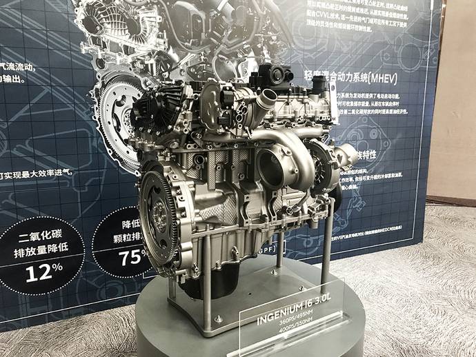 路虎揽胜运动版典范版2024款试驾,路虎揽胜运动2024款典范版试驾