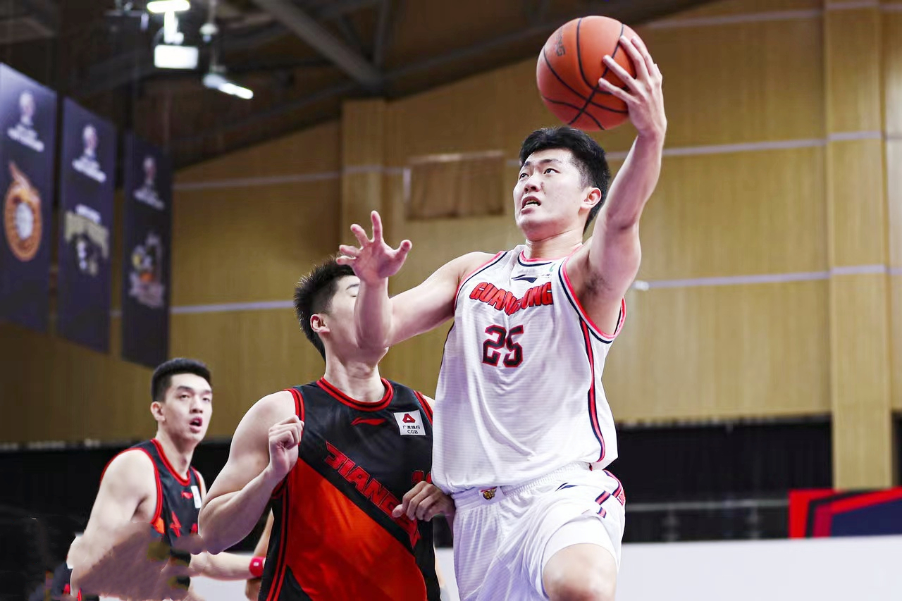 广东宏远未来后卫线,广东宏远杜锋补强内线信息