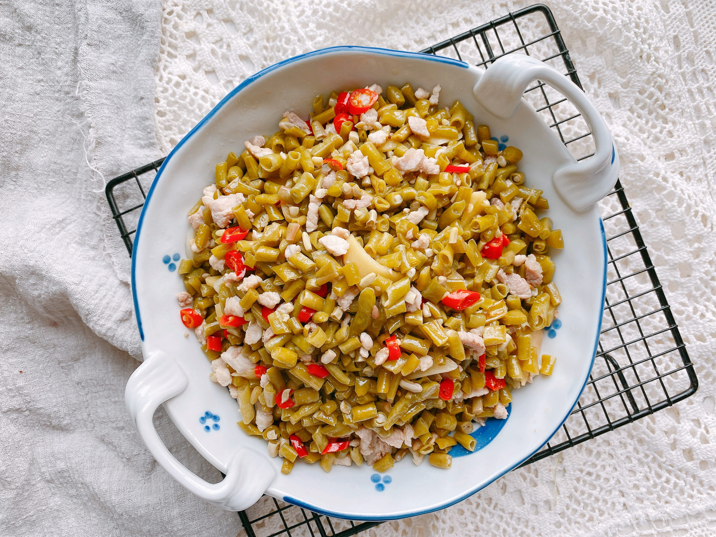 快速自制酸豆角的腌制方法大全,酸豆角怎么腌制才会又脆又好吃