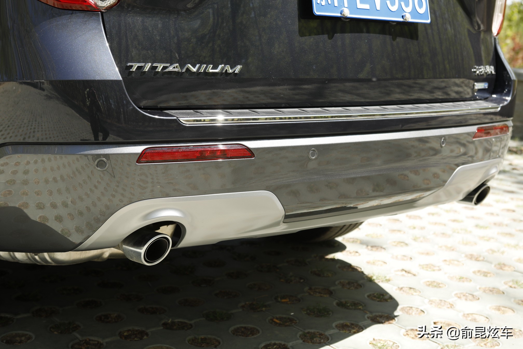 全新大七座suv福特探险者,帅气十足的性能轿跑suv