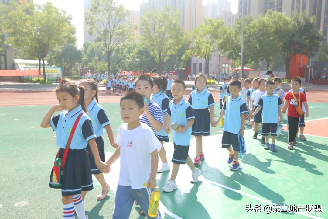 万象新天学区房,万象新天房子是学区房吗