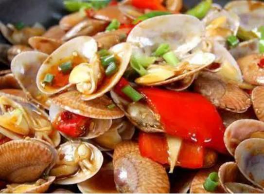 大厨教你一道蒜蓉花甲,大厨教你做花甲