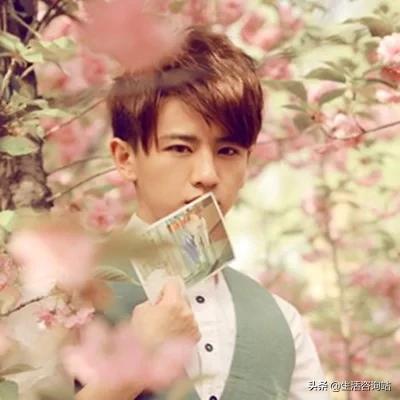 男生必学的四条撩妹潜规则,男人必学的100个套路