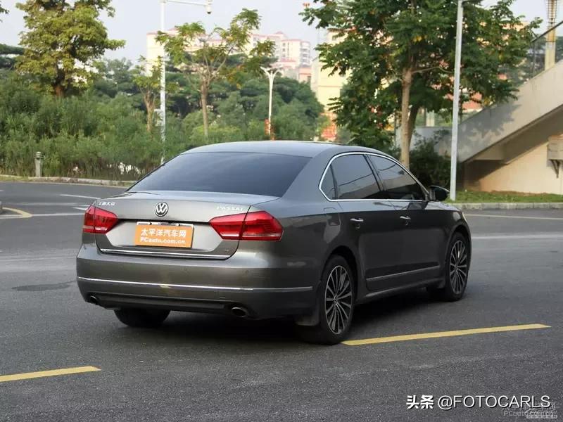 大众帕萨特3.0v6旗舰版,大众帕萨特2023最新款顶配落地价