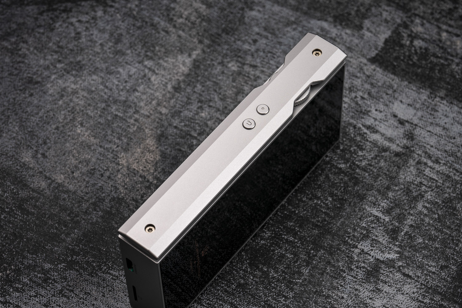 乐彼P6：全球首款分立式R2R便携*放播**器，把台机塞进随身