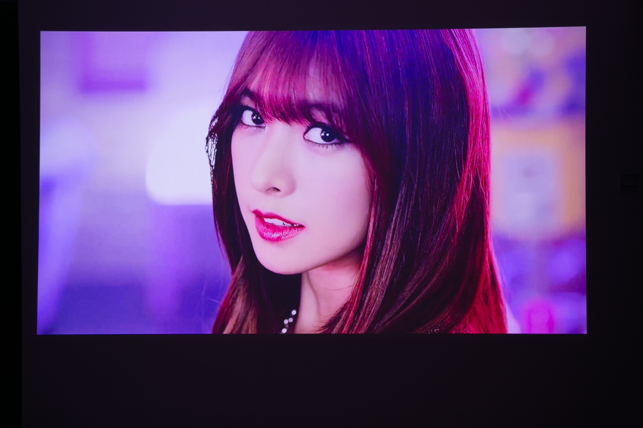 坚果j9白天测试,坚果j9幕布