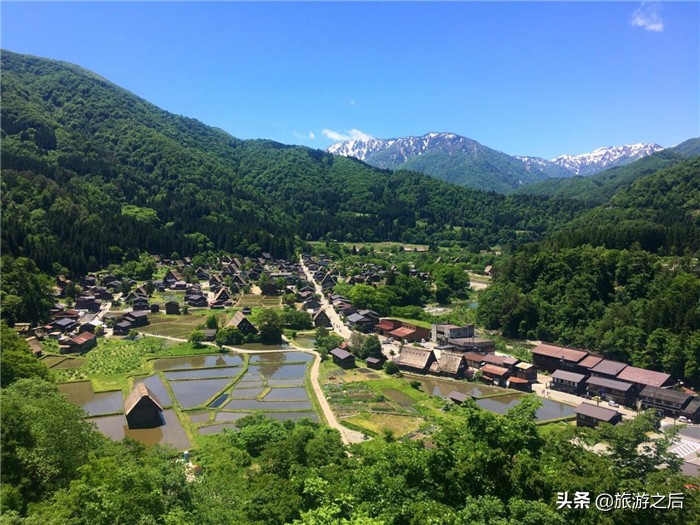 日本京都古建筑茅草屋顶,日本合掌造为什么铺茅草
