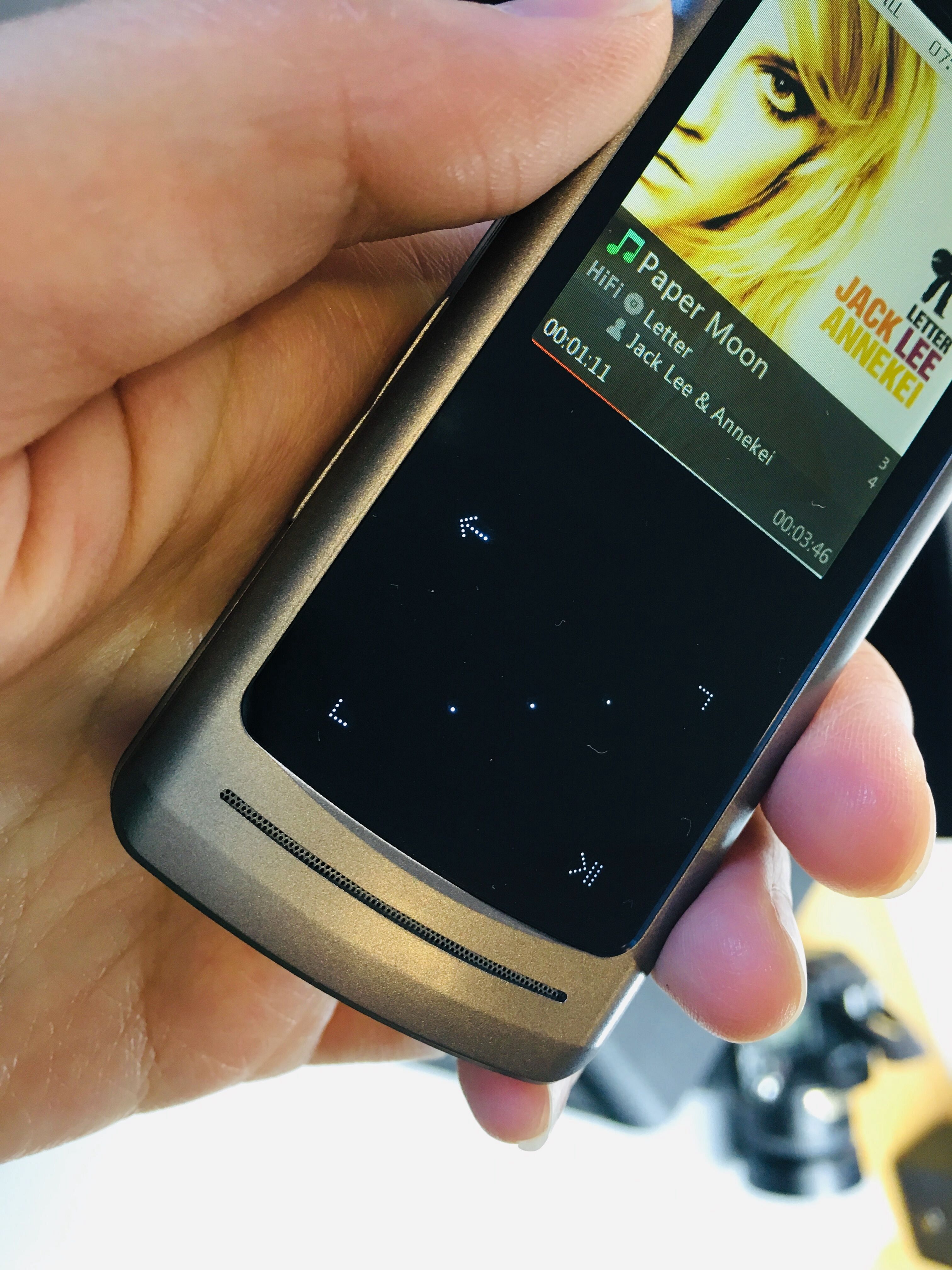 正统HIFI级MP3正式驾到,从外到内都是复古的贵族血液