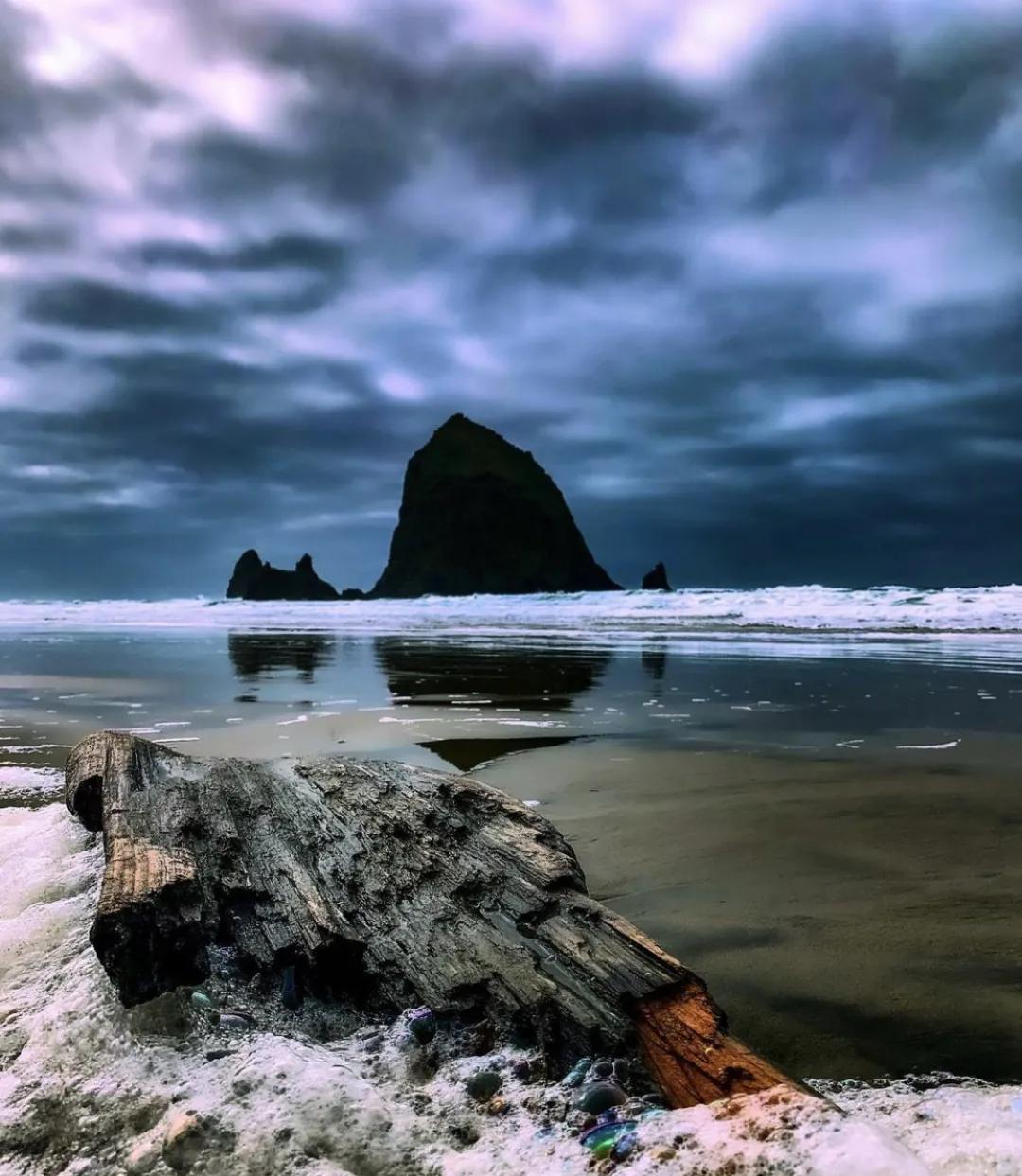 夏天必去的10个海滩,不爱夏天爱游泳