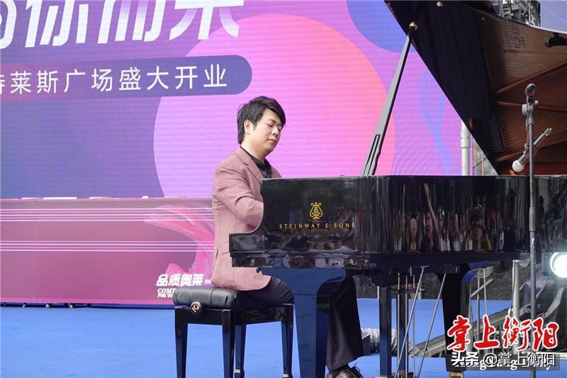 衡阳奥特莱斯活动,开业3天客流量累计破50万人