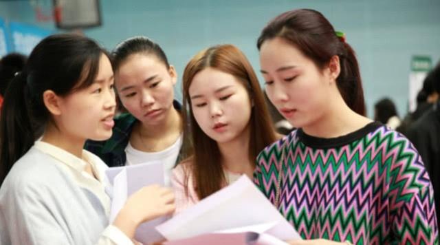 上二本大学值得出省吗,上大学有用吗采访视频