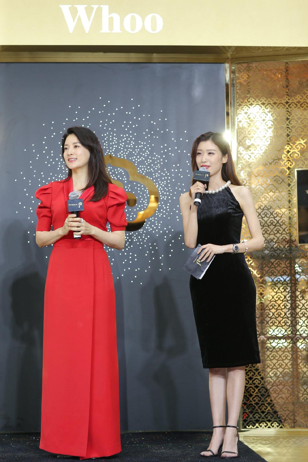 李英爱极简穿搭,李英爱穿衣搭配全图片