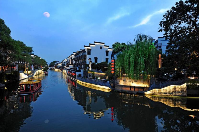 秦淮区东部发展,秦淮区支柱产业