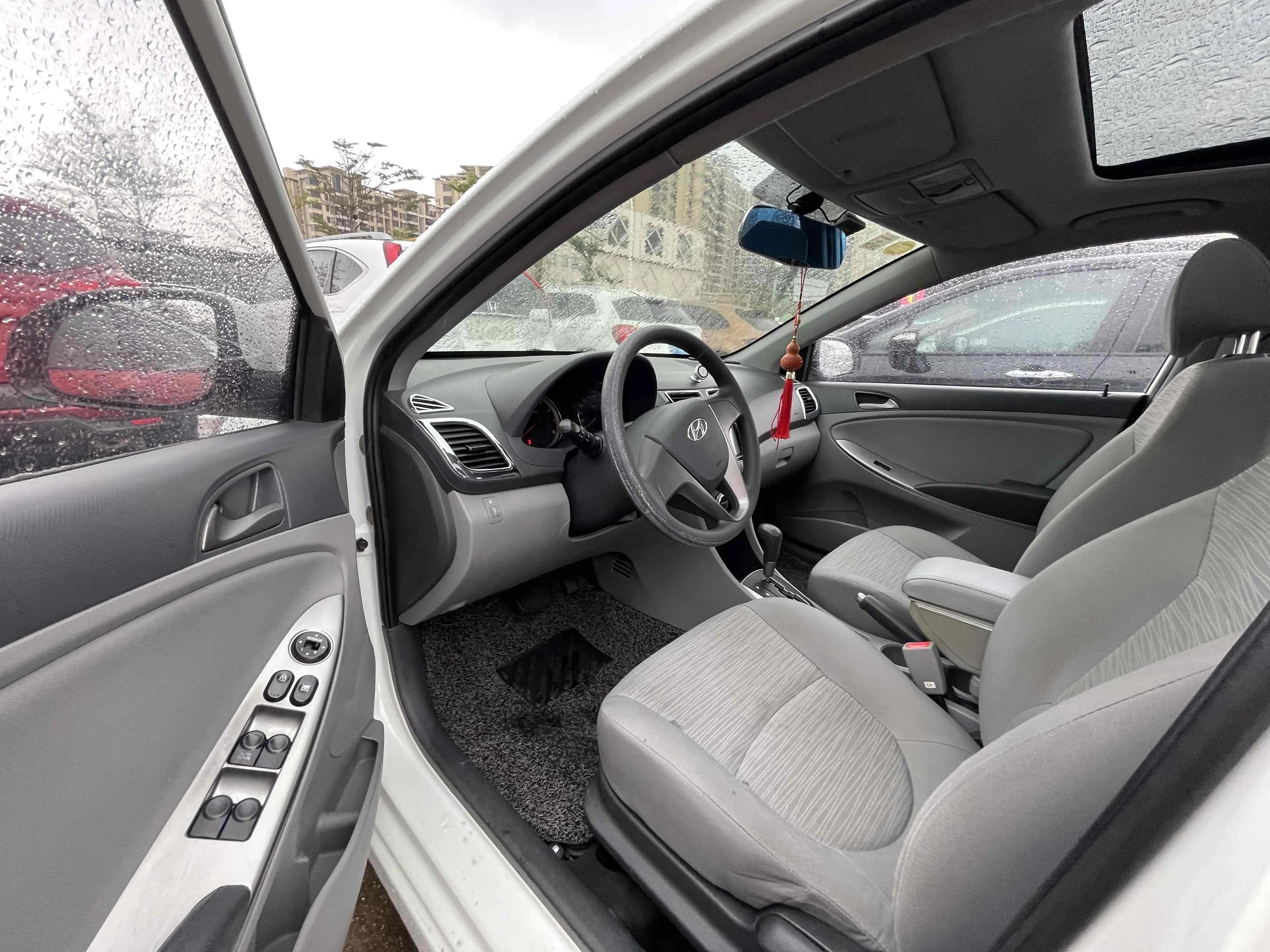 现代瑞纳2014款1.4l手动时尚型gs,2014款现代瑞纳1.4l手动挡的评价