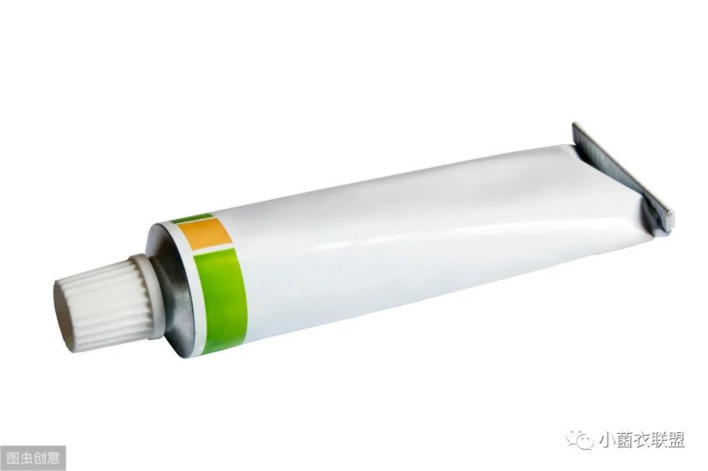 激素脸，皮肤萎缩，毛细血管扩张，色素沉着，怎么正确使用激素？