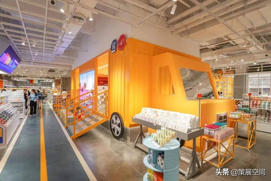 深圳等8家今年新开“高阶级”概念店，看其空间场景如何疯狂引流