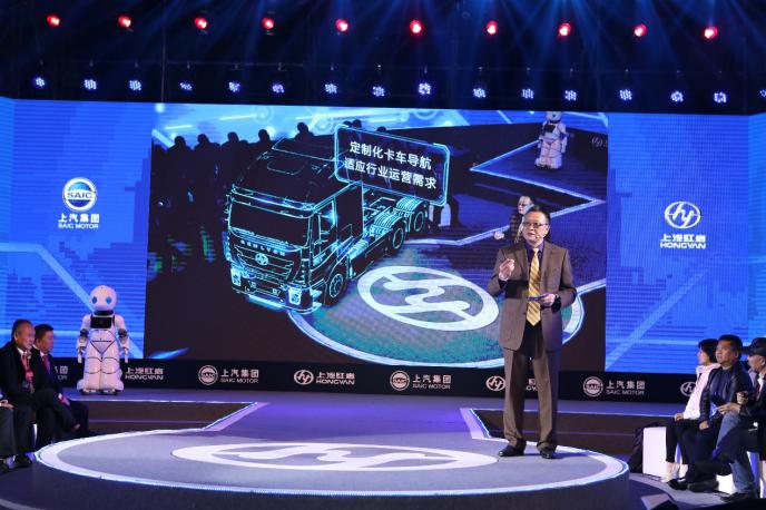 40年前的牵引车,50年红岩卡车