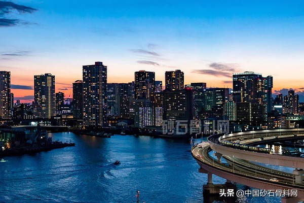 泡沫破裂日本失业率,泡沫崩溃30年日本股市走向成熟