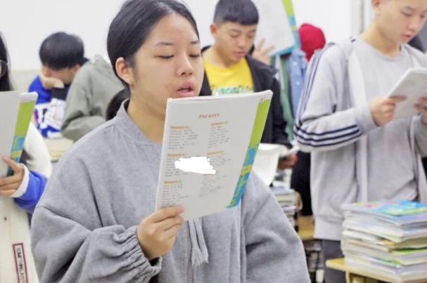 中考落榜了就不上学了吗,中考落榜复读的条件是什么