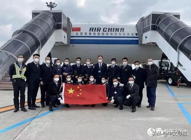 国航接援鄂医护人员返回,中国包机接滞留海外湖北公民回家