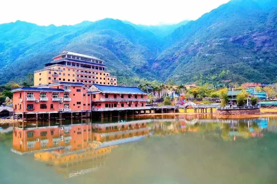 藏于山水间的山野度假酒店,天目湖温泉度假酒店推荐